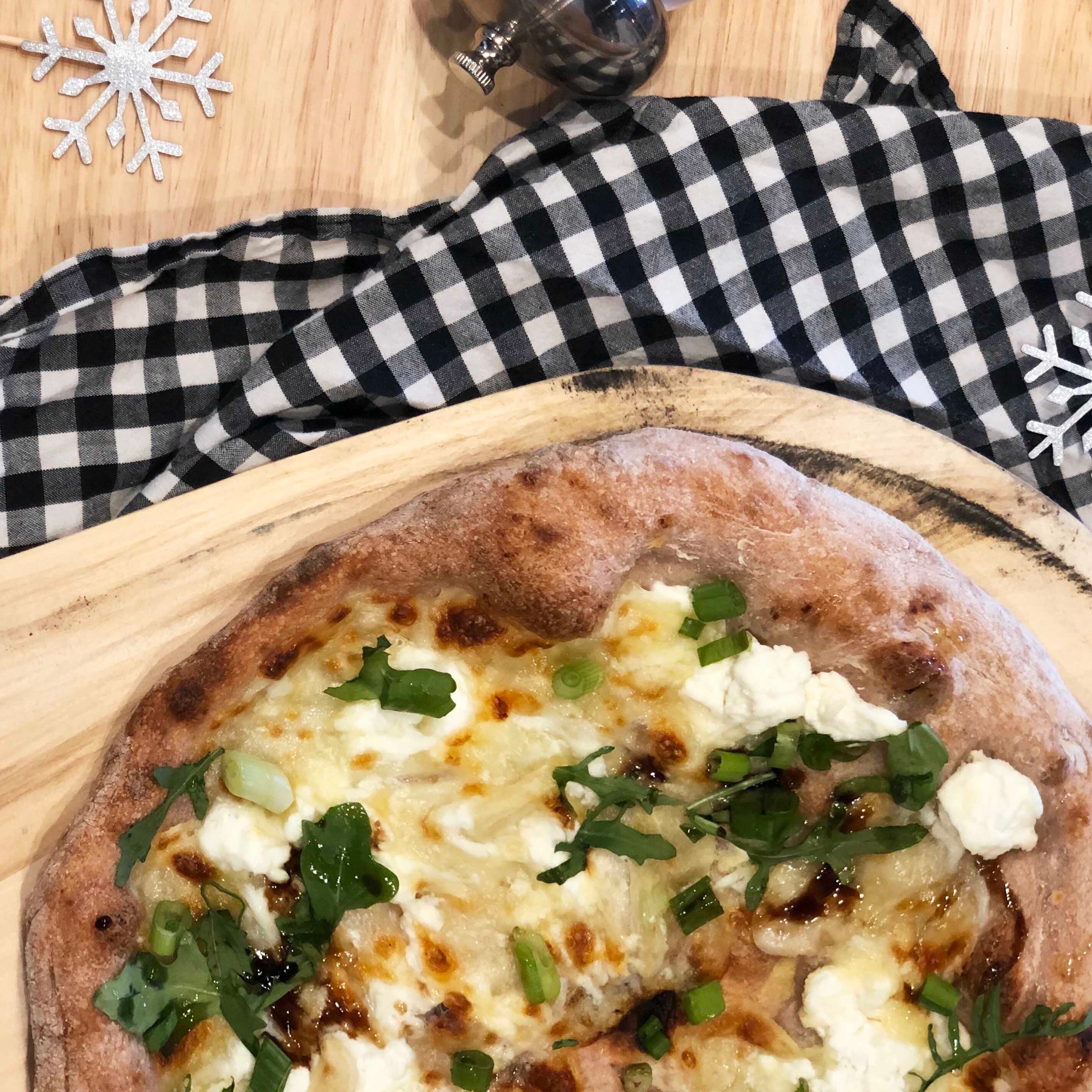 Snow White Pizza | MAVI'S PIZZA AND PASTA